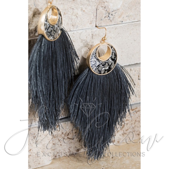 Tassel Earrings - Grey - Snake Print - Gold Tone - Picture 2 of 5